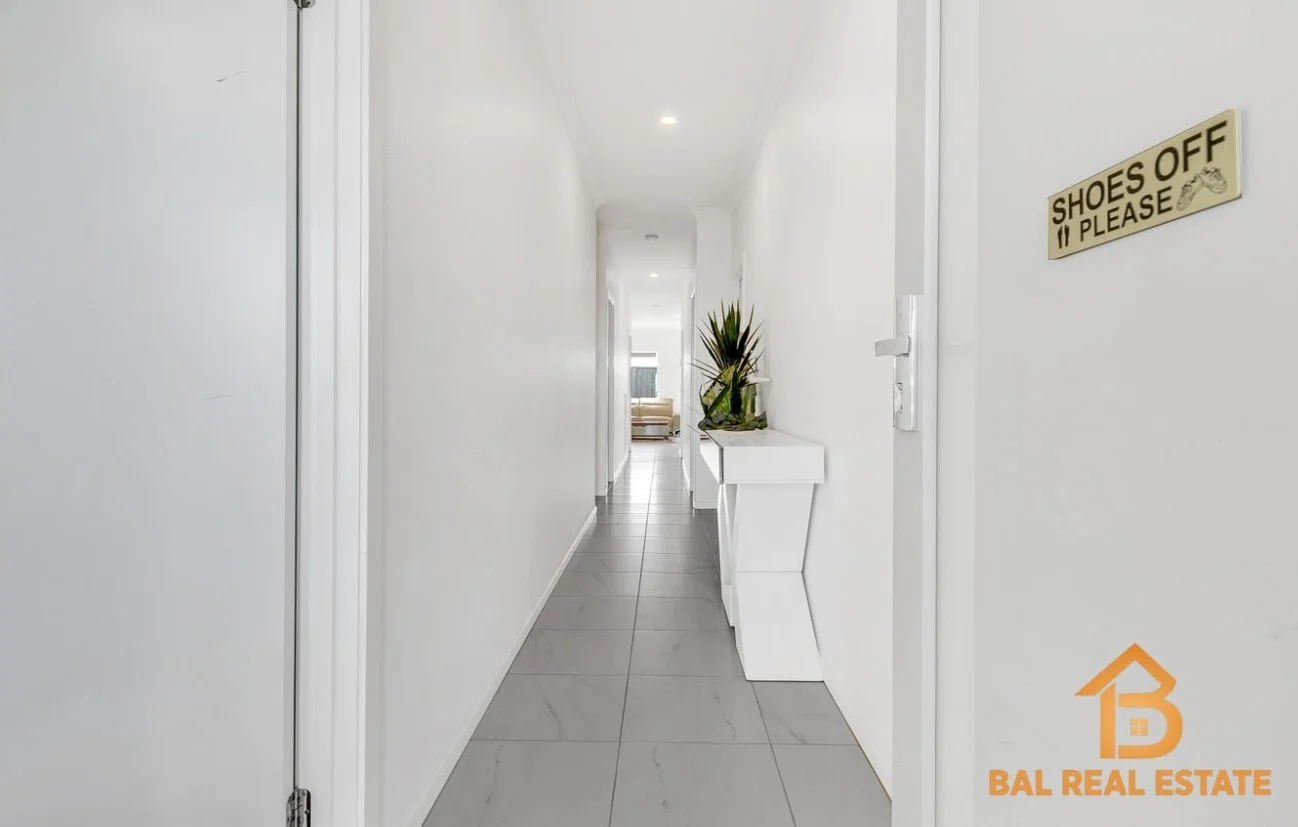 Additional image 2 of 98 Medallion Boulevard, Tarneit VIC 3029