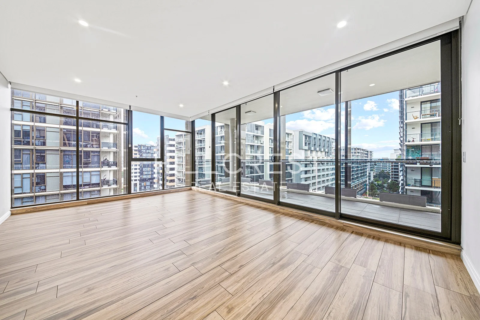 1013/10 Galloway Street, Mascot NSW 2020