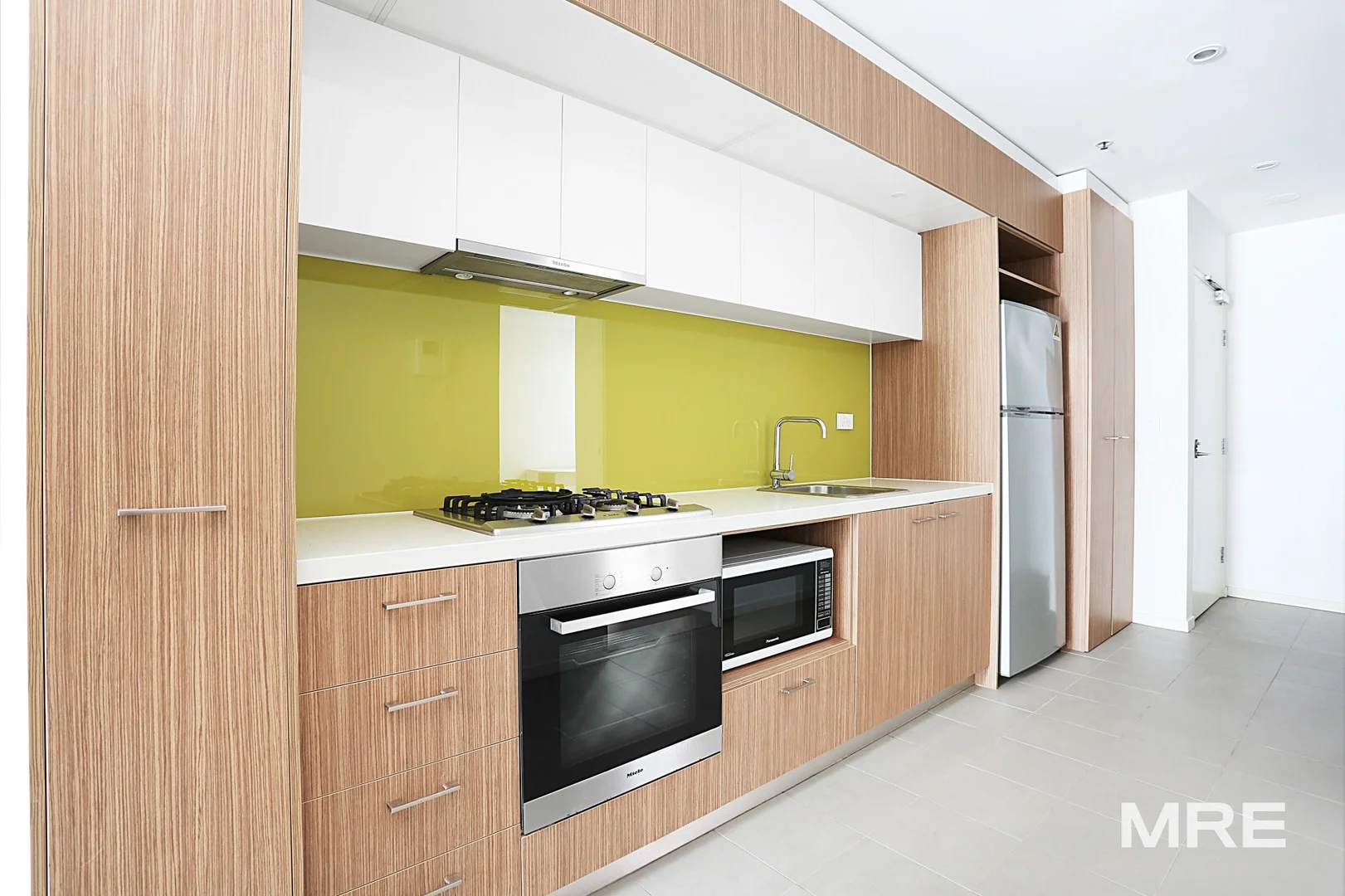 301/8 Sutherland Street, Melbourne VIC 3000