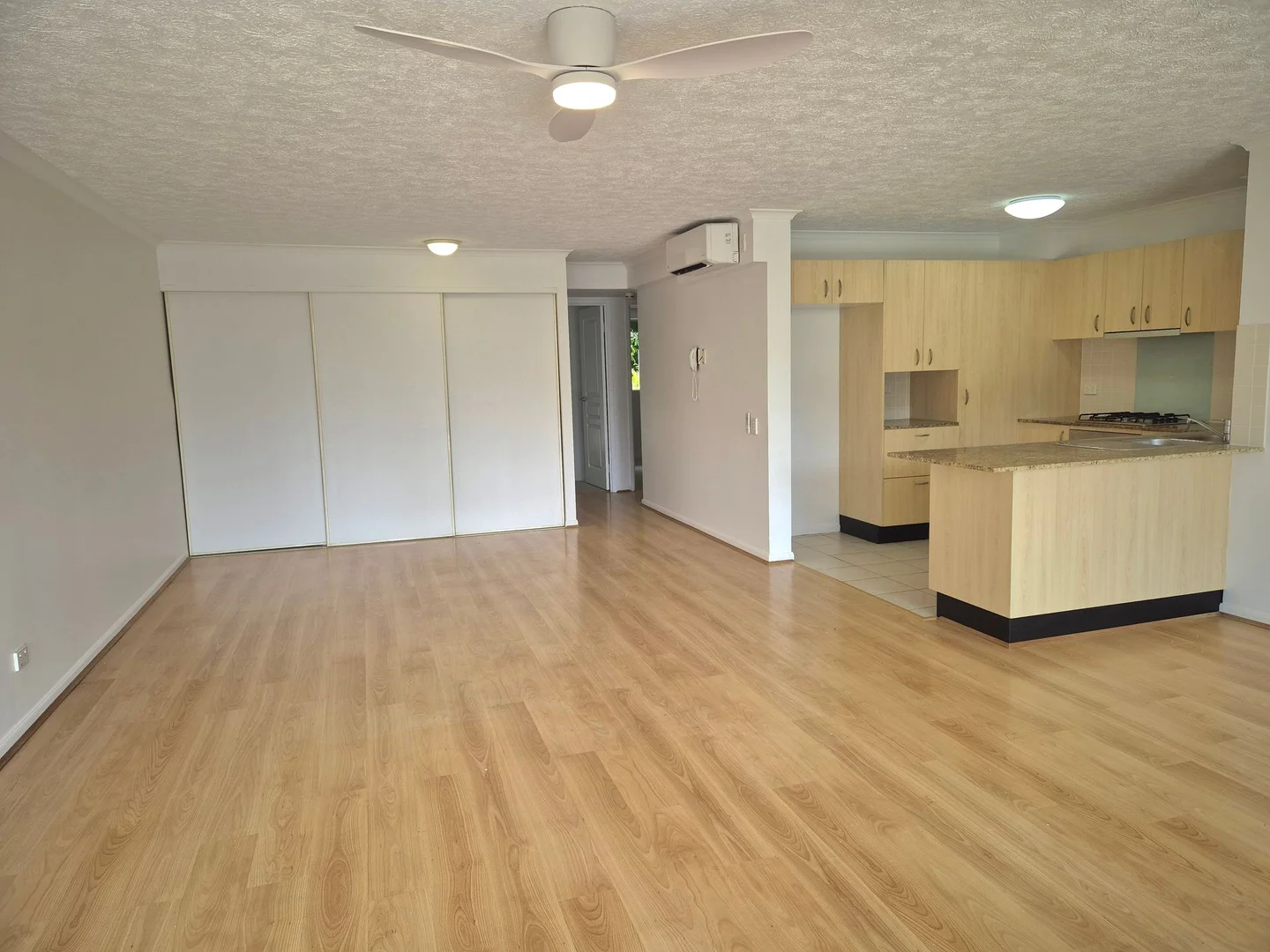 Additional image 12 of 13/4 Park Ave, Burleigh Heads QLD 4220