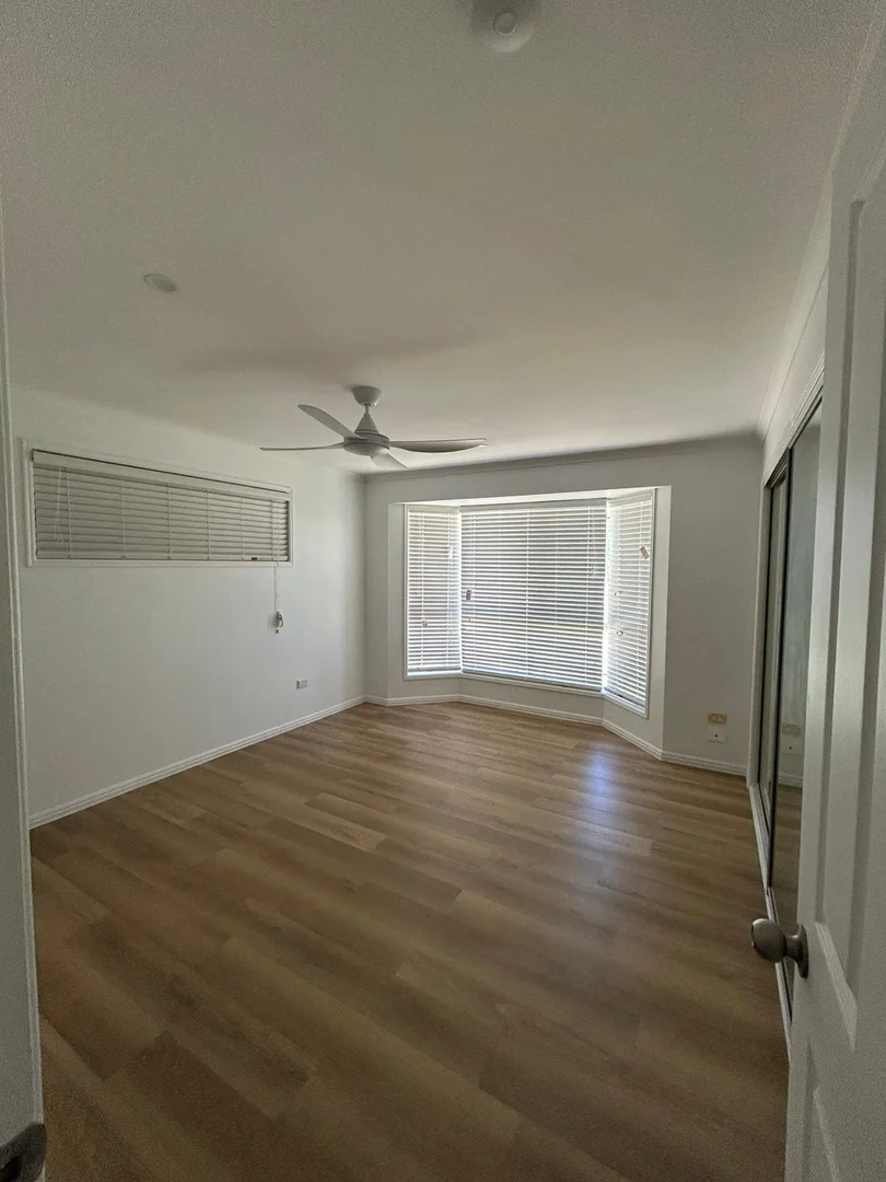 Additional image 5 of 60 Caddy Avenue, Urraween QLD 4655