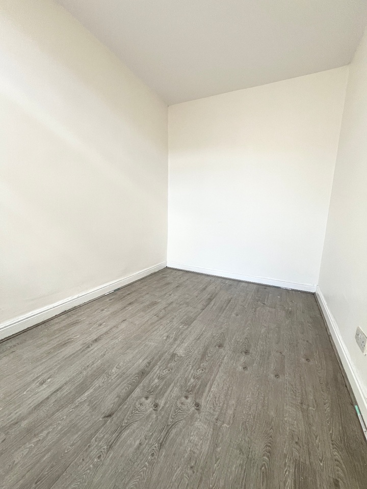 Additional image 7 of 3 Bed Terraced House, Harwell Road, S8, N1 7GU
