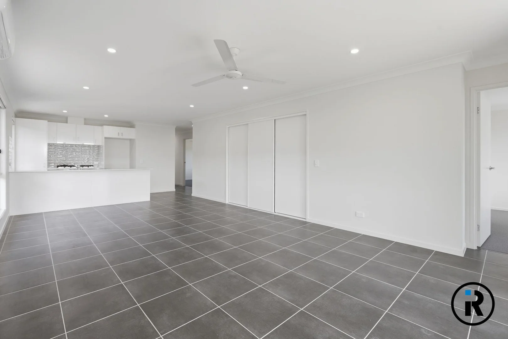 Additional image 5 of 27 Olympus Drive, White Rock QLD 4306