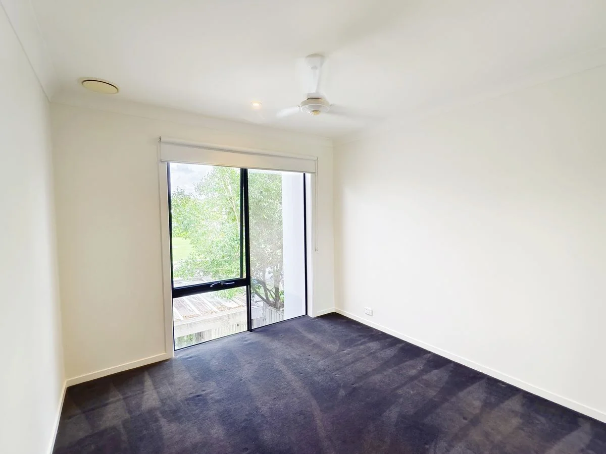2 Doherty Dr, Pimpama QLD 4209 photo 4