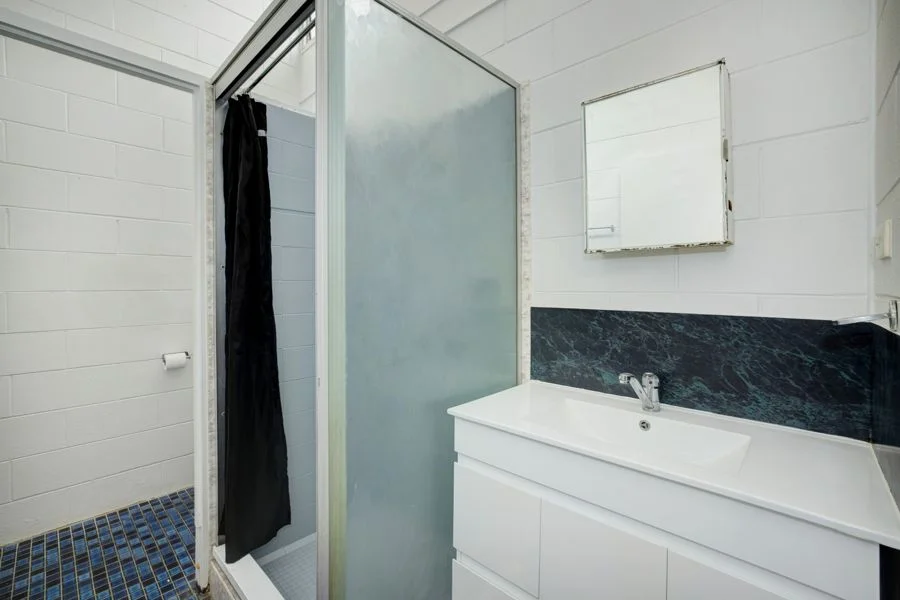 2/165 Harold Street, West End QLD 4810 photo 5