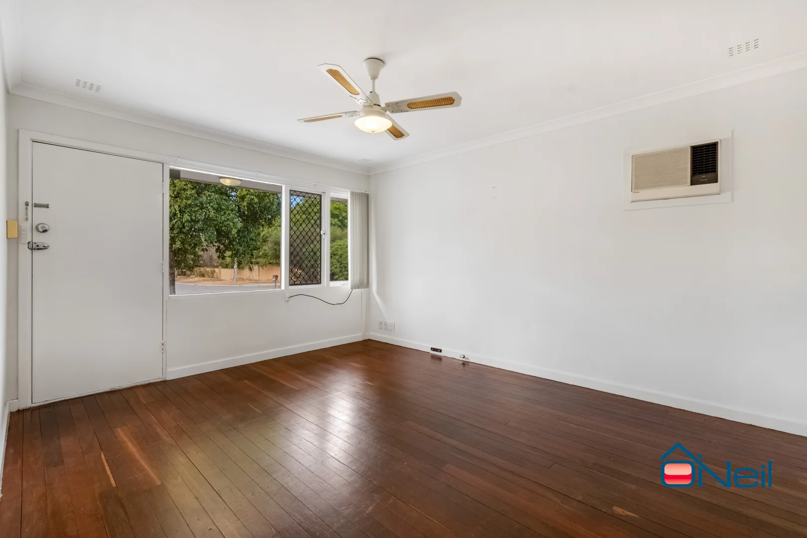 Additional image 4 of 37 Willowmead Way, Kelmscott WA 6111