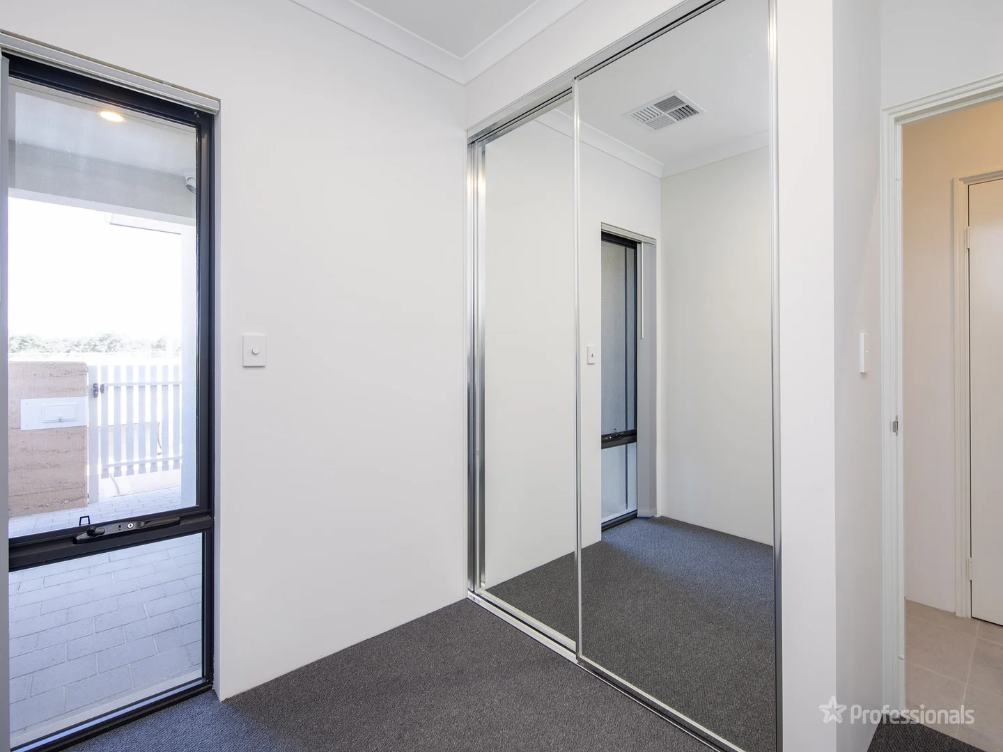 Additional image 14 of 110 Woollcott Avenue, Brabham WA 6055