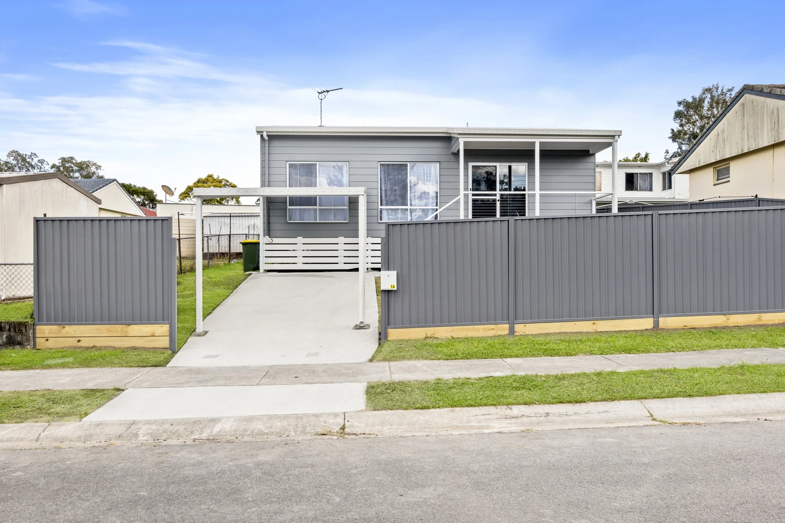 1A Timothy Ct, Slacks Creek QLD 4127