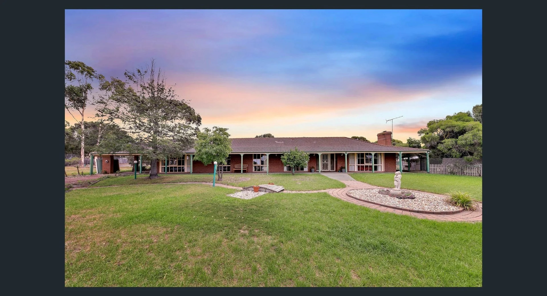 655 Bacchus Marsh Road, Lovely Banks VIC 3213