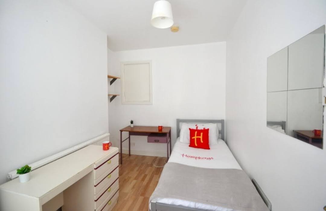 Additional image 4 of Room in a Shared House, Lower Road, NG9, N1 7GU