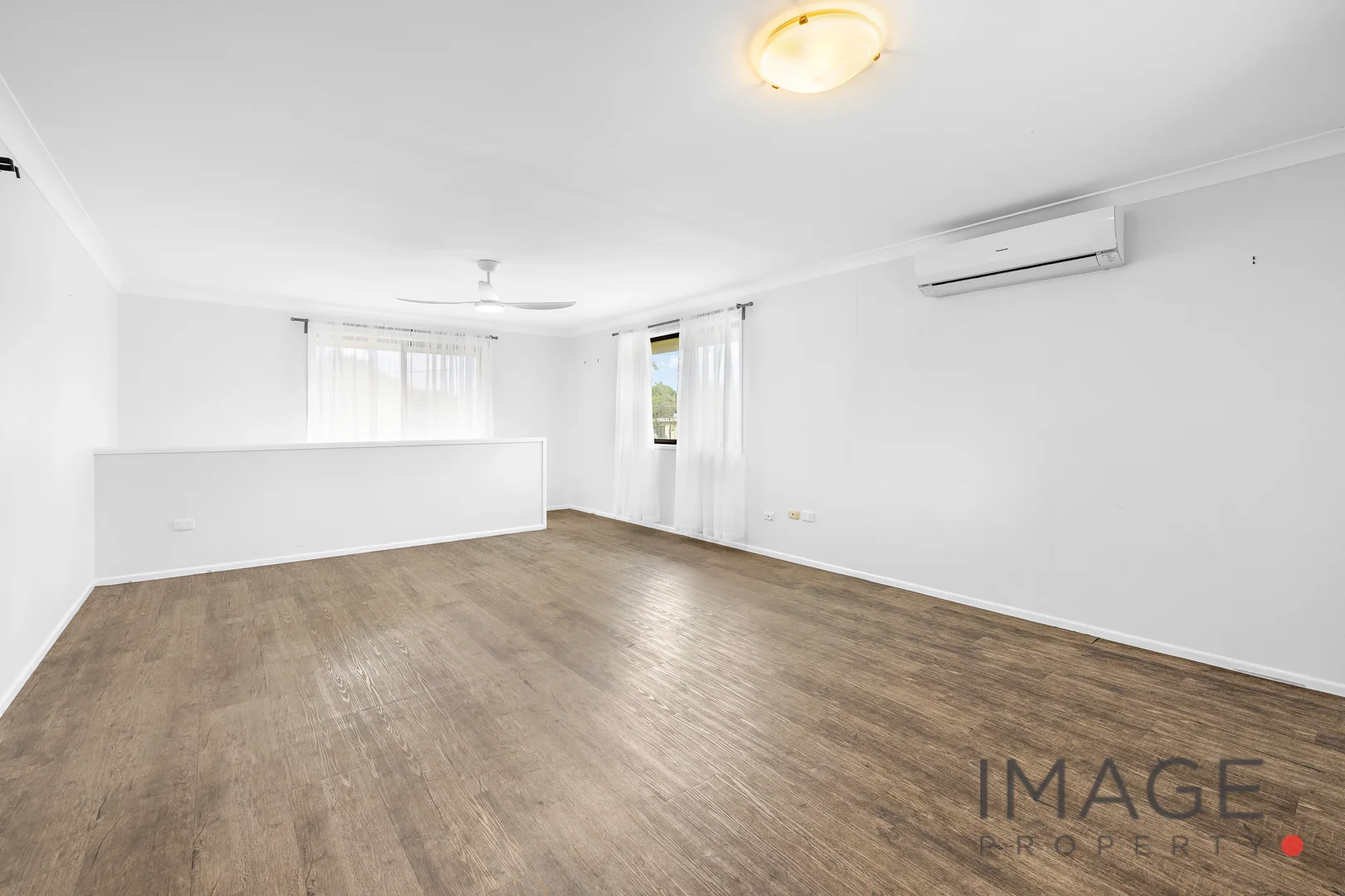 Additional image 2 of 8 Sportsground St, Redcliffe QLD 4020