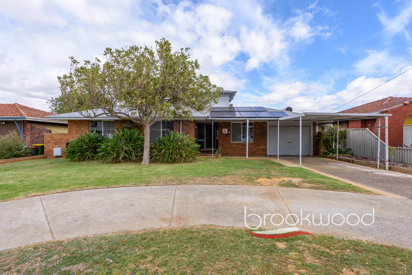 29 Travers Way, Swan View WA 6056 photo 3