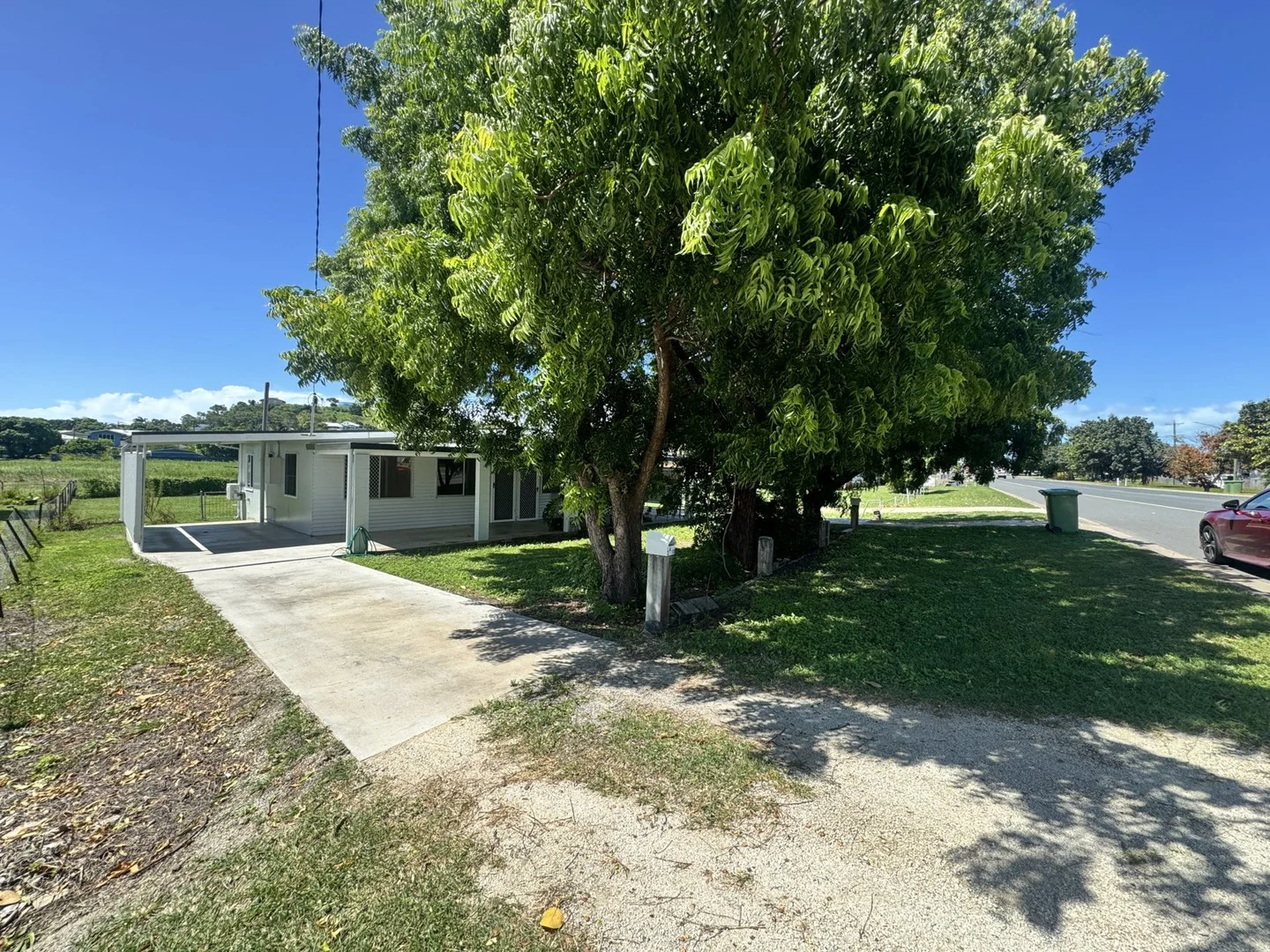 2/10A Don Street, Bowen QLD 4805