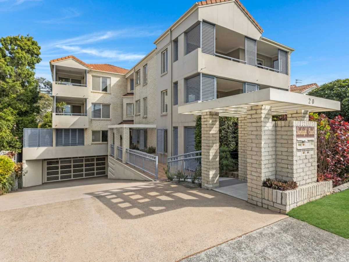 2/20 Stephens Street, Burleigh Heads QLD 4220