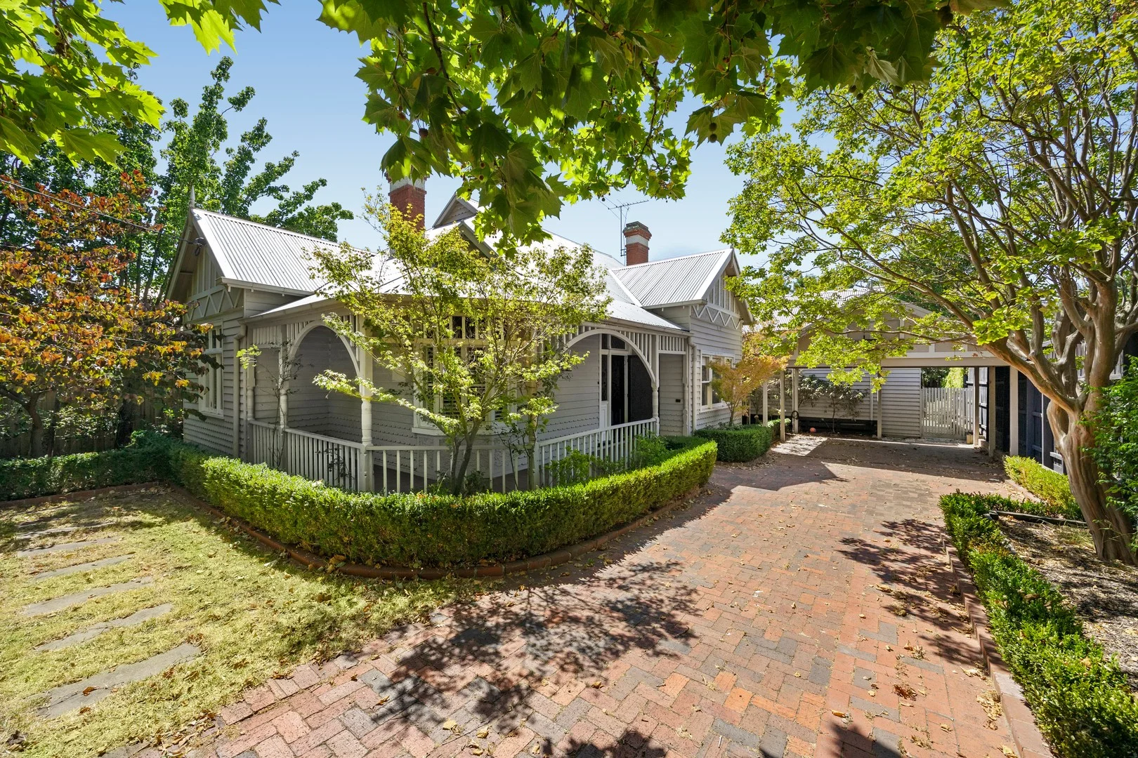 25 Selwyn Street, Canterbury VIC 3126