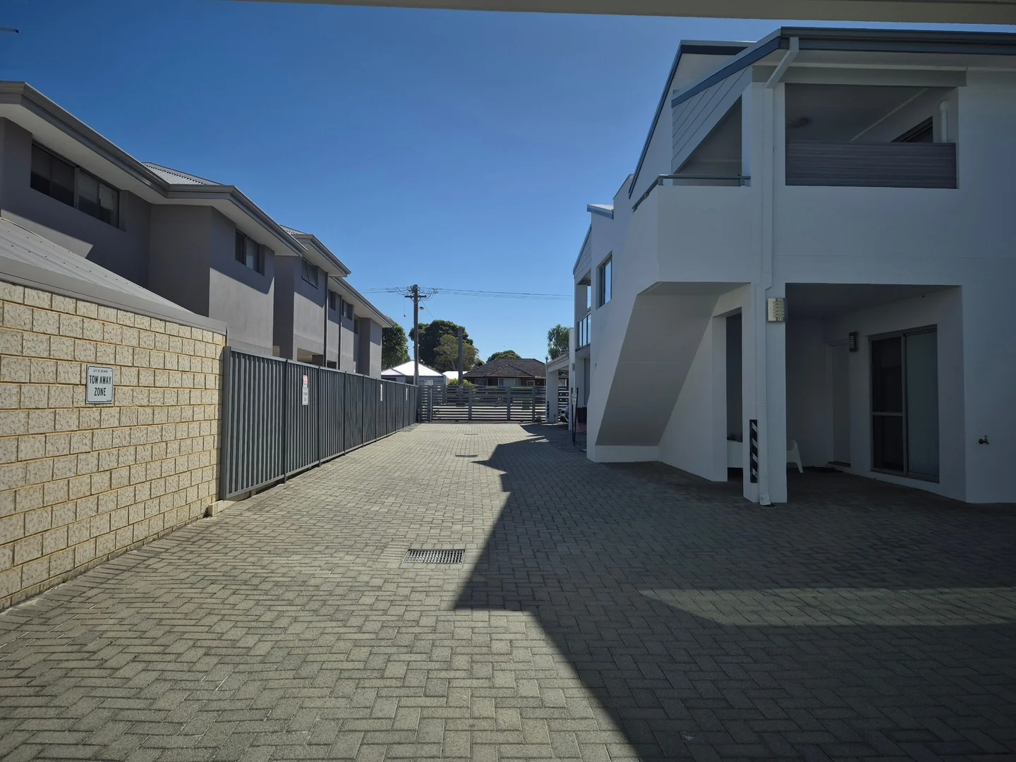 Additional image 4 of 5/360 hardey road, Cloverdale WA 6105