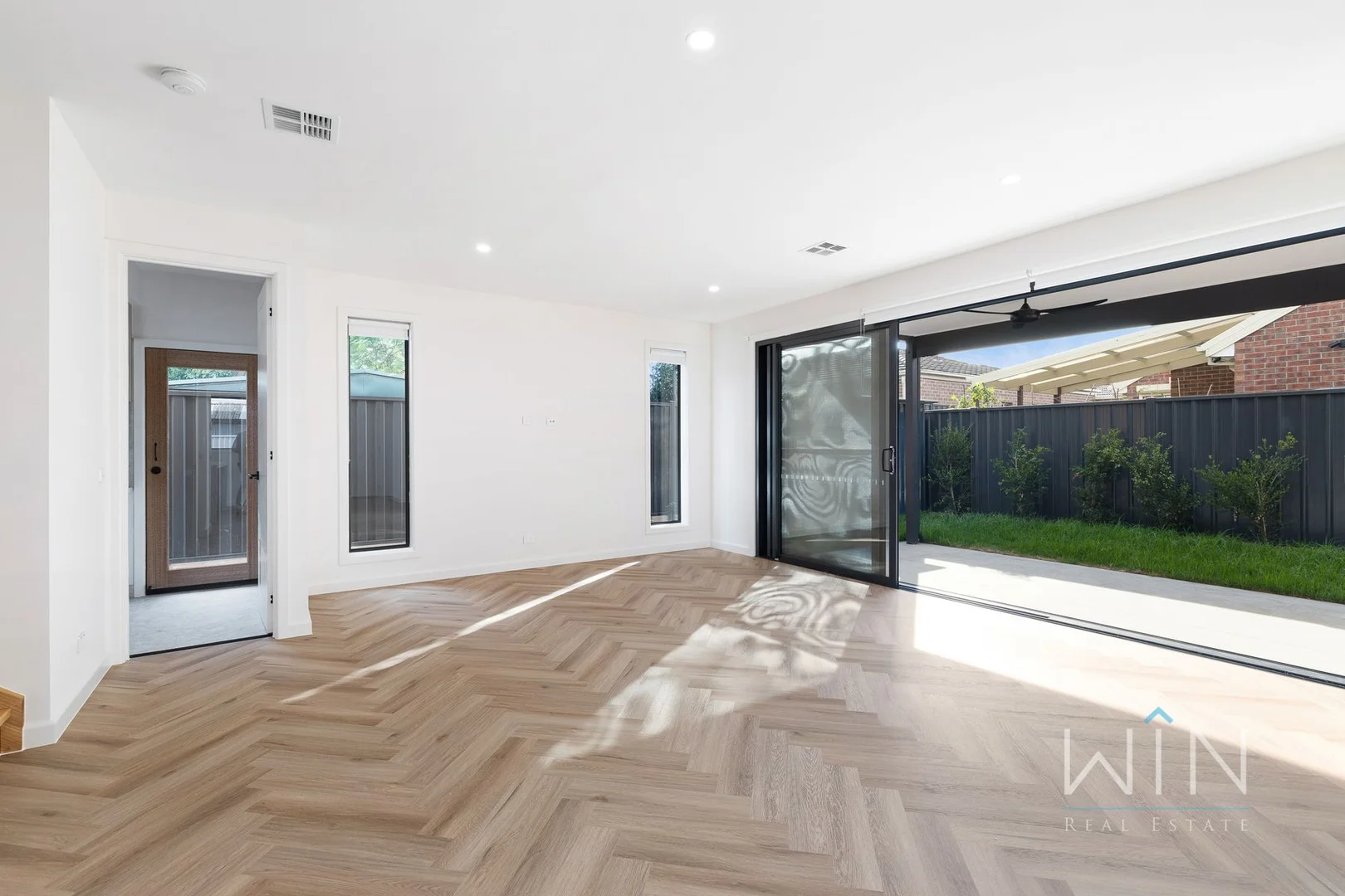 Additional image 4 of 2/92 Lea Road, Mulgrave VIC 3170