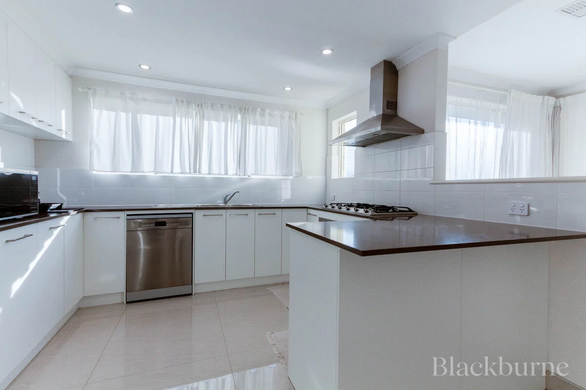 8 Bluegrass Street, Treeby WA 6164 photo 3