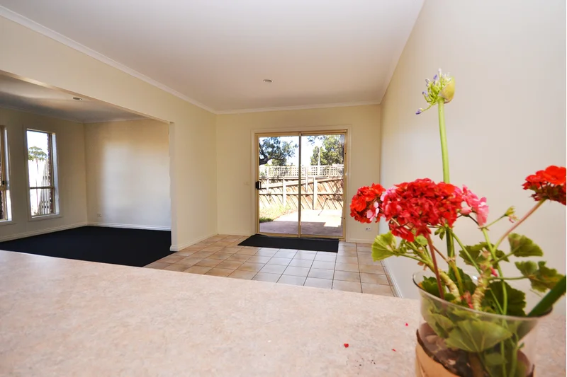Additional image 4 of 1/2 Blossom Park Drive, Mill Park VIC 3082