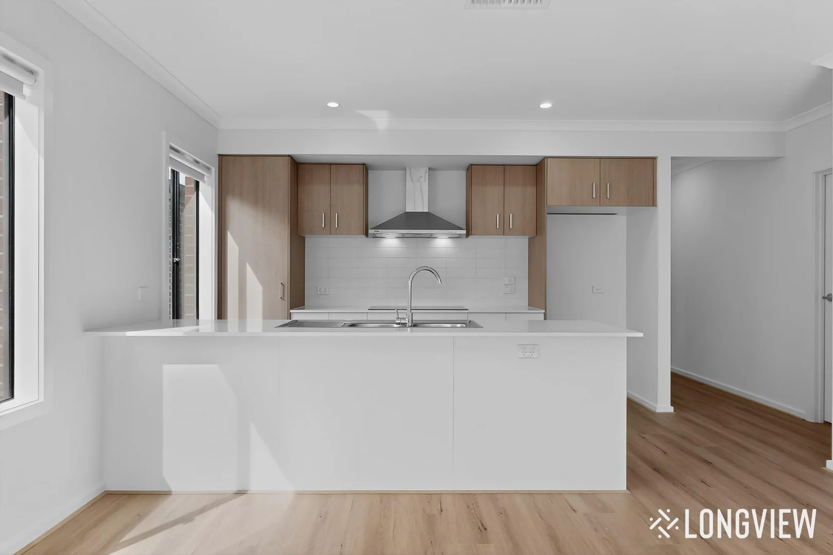 82 Bourn Circuit, Sunbury VIC 3429 photo 5