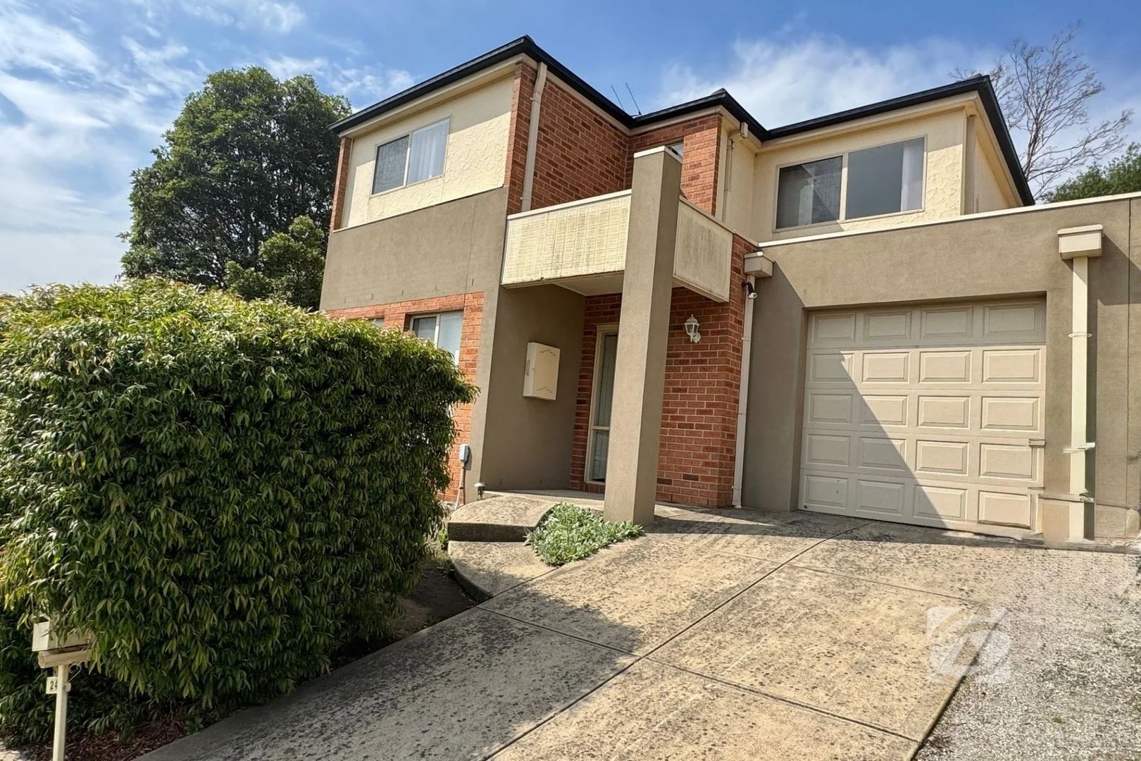 24 Melzak Way, Berwick VIC 3806