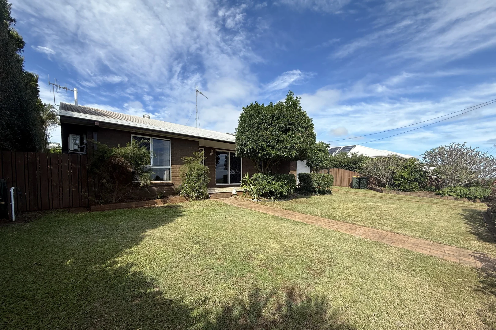 Additional image 2 of 9 Barellan Parade, Qunaba QLD 4670