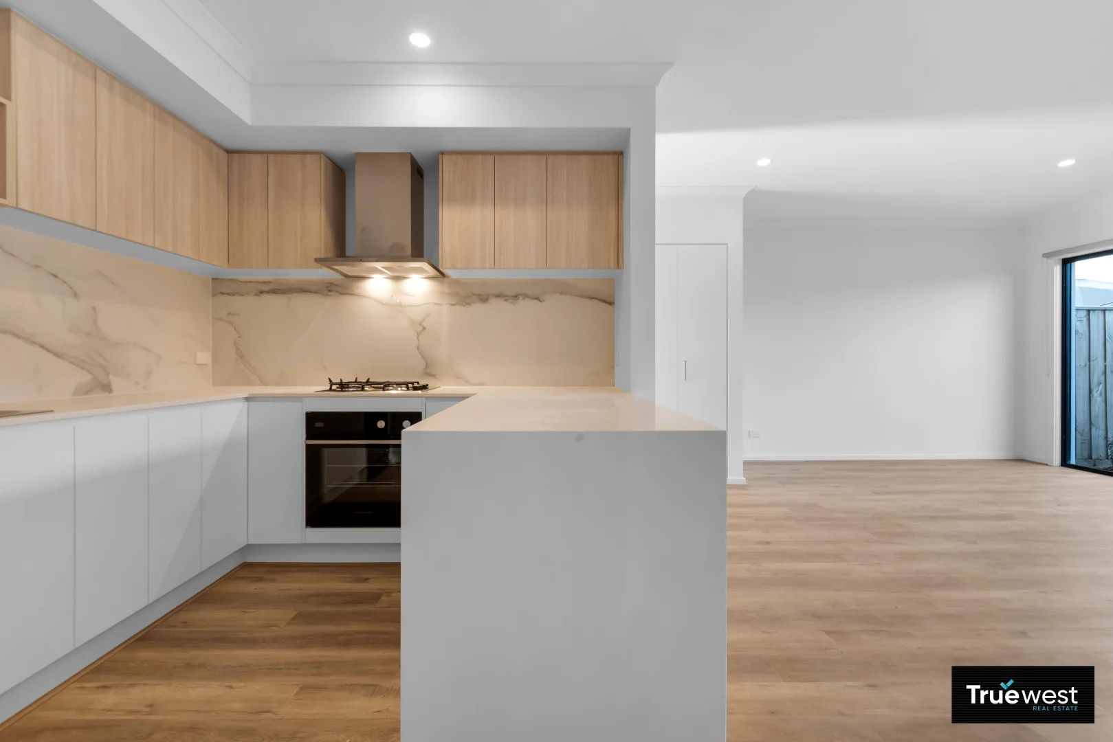 Additional image 4 of 11 Aviana Walk, Wyndham Vale VIC 3024