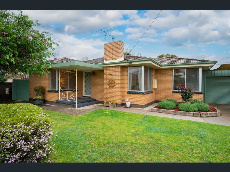 544 Colleen Place, Lavington NSW 2641
