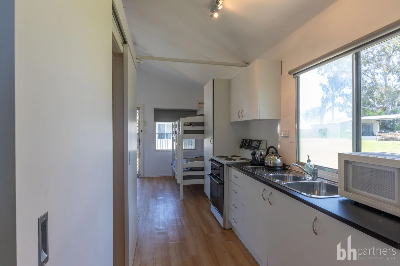 Additional image 4 of House 4 Mannum Holiday Village, Cowirra SA 5238