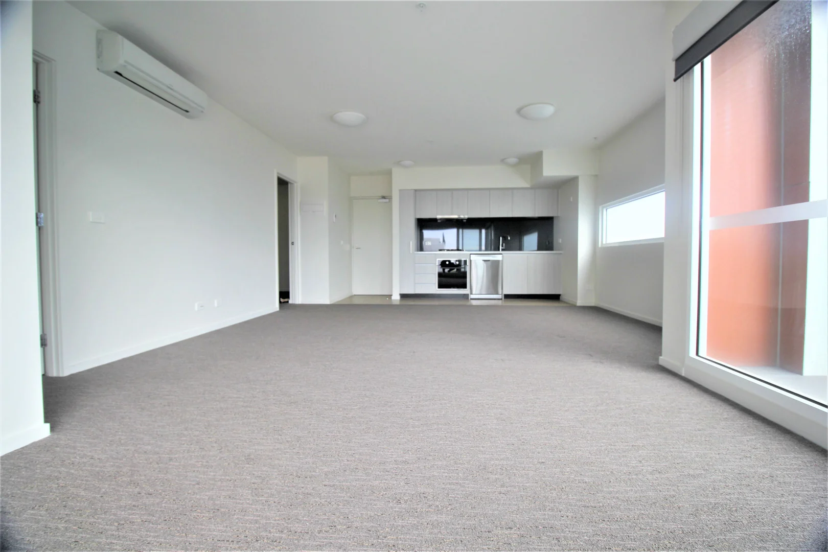 Additional image 4 of 306/95 Warrigal Road, Hughesdale VIC 3166