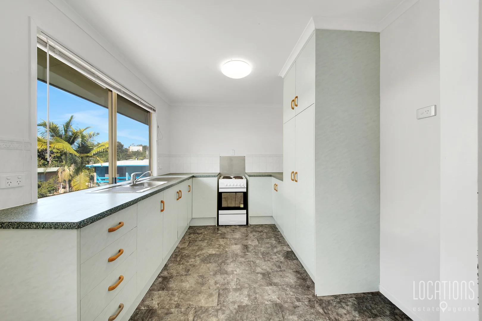 Additional image 3 of A/72 Ann Street, South Gladstone QLD 4680