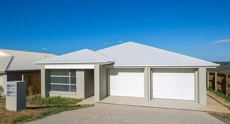 2/4a Sovereign Close, Brassall QLD 4305