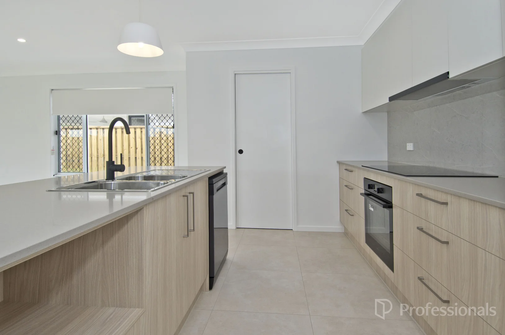Additional image 3 of 16 Alpine Street, Chambers Flat QLD 4133