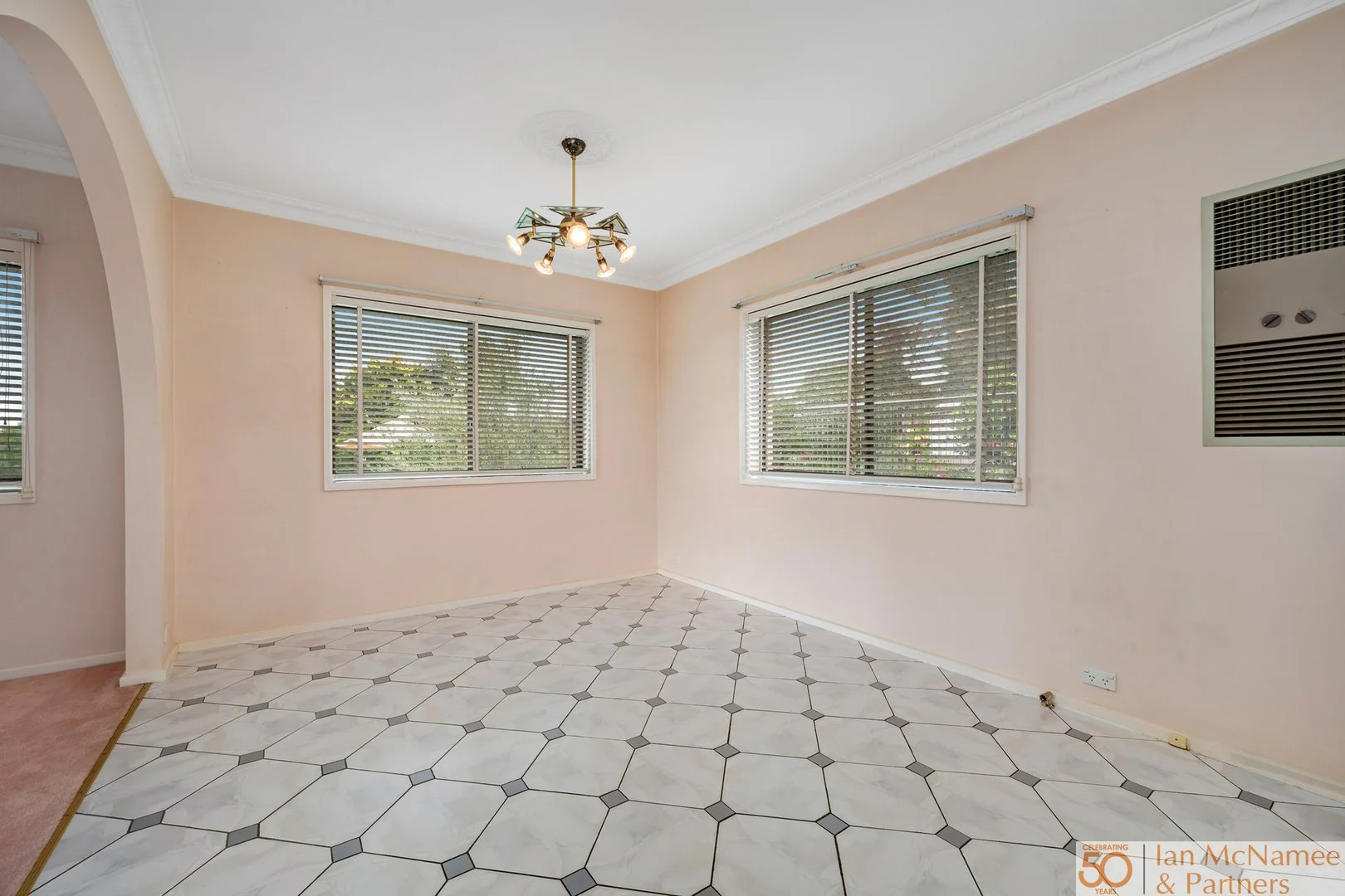 Additional image 4 of 39 Bendora Avenue, Crestwood NSW 2620