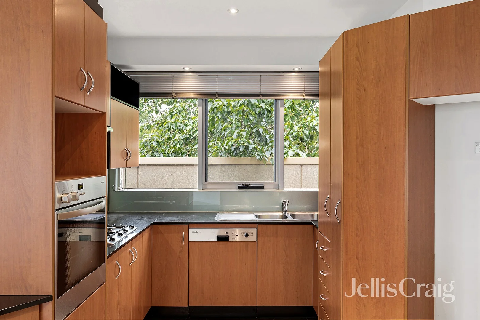 206/195-199 Thompsons Road, Bulleen VIC 3105