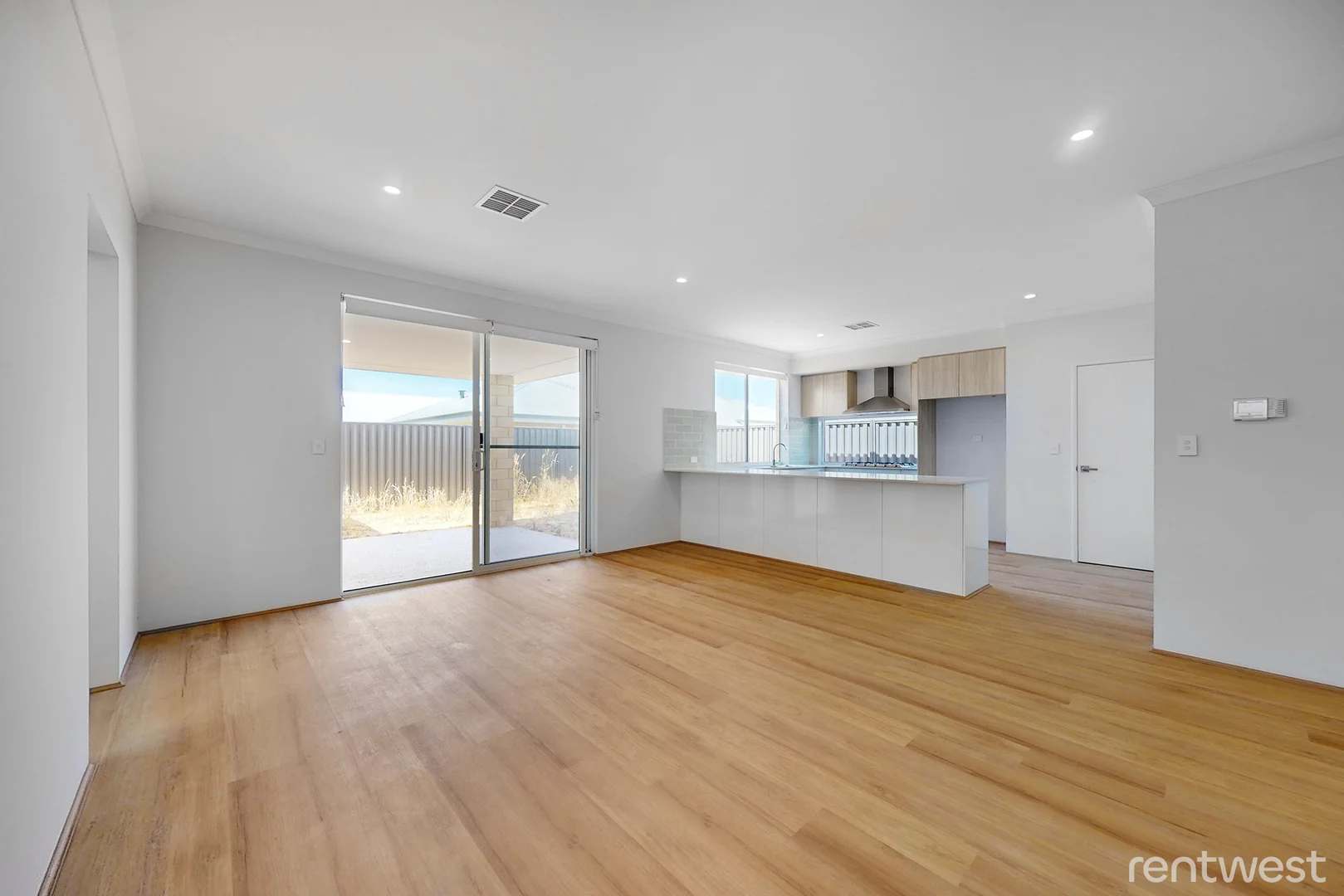 Additional image 11 of 5 Coronado Way, Madora Bay WA 6210