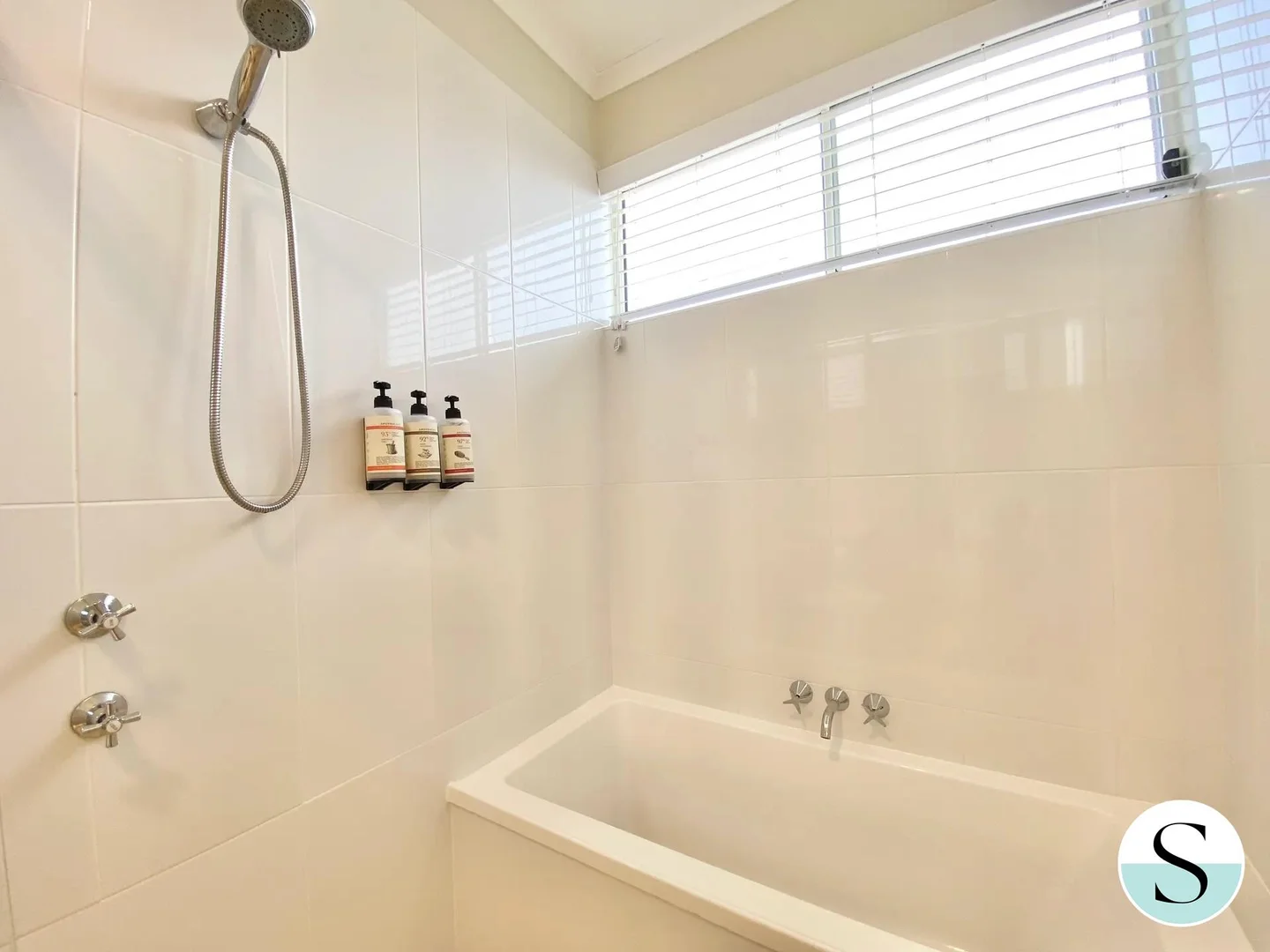 Additional image 7 of 28 Beachside Drive, Caves Beach NSW 2281