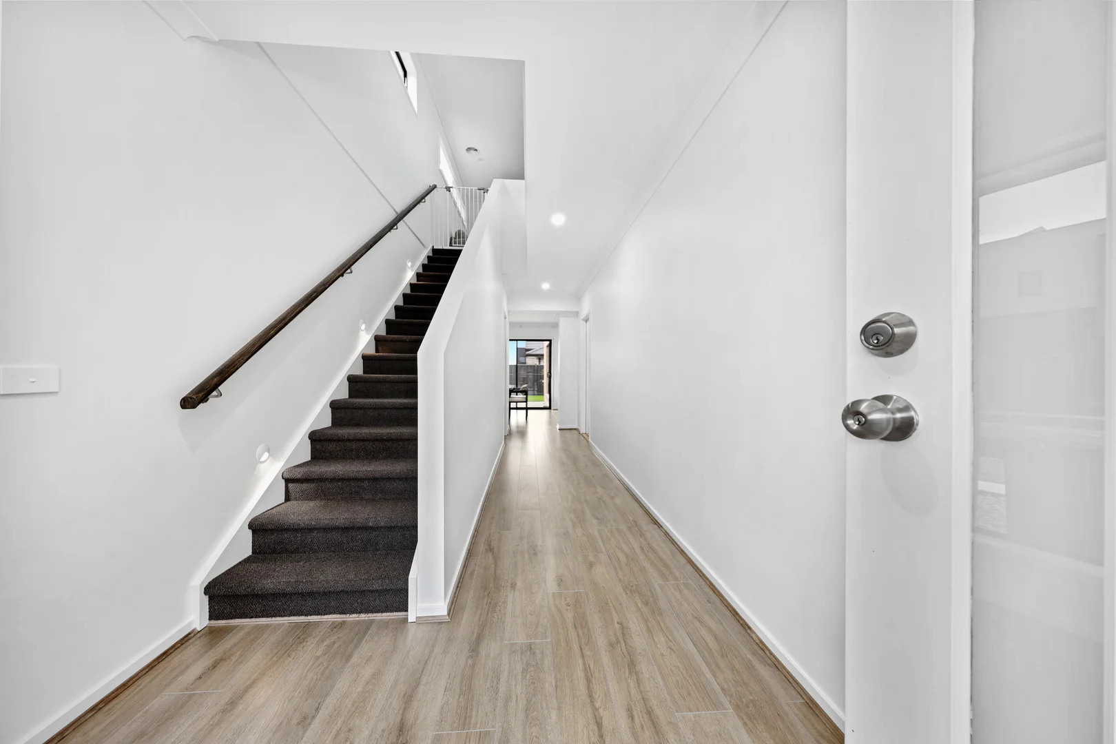 Additional image 2 of 28 Roseburn Avenue, Mickleham VIC 3064