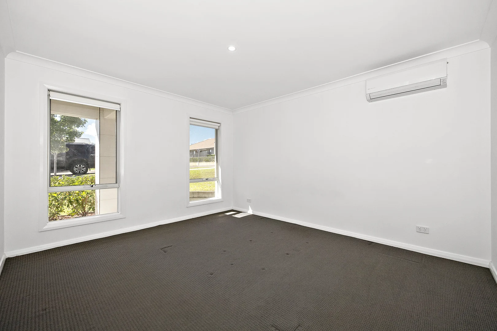 Additional image 4 of 1/21 Wethered Crescent, North Rothbury NSW 2335