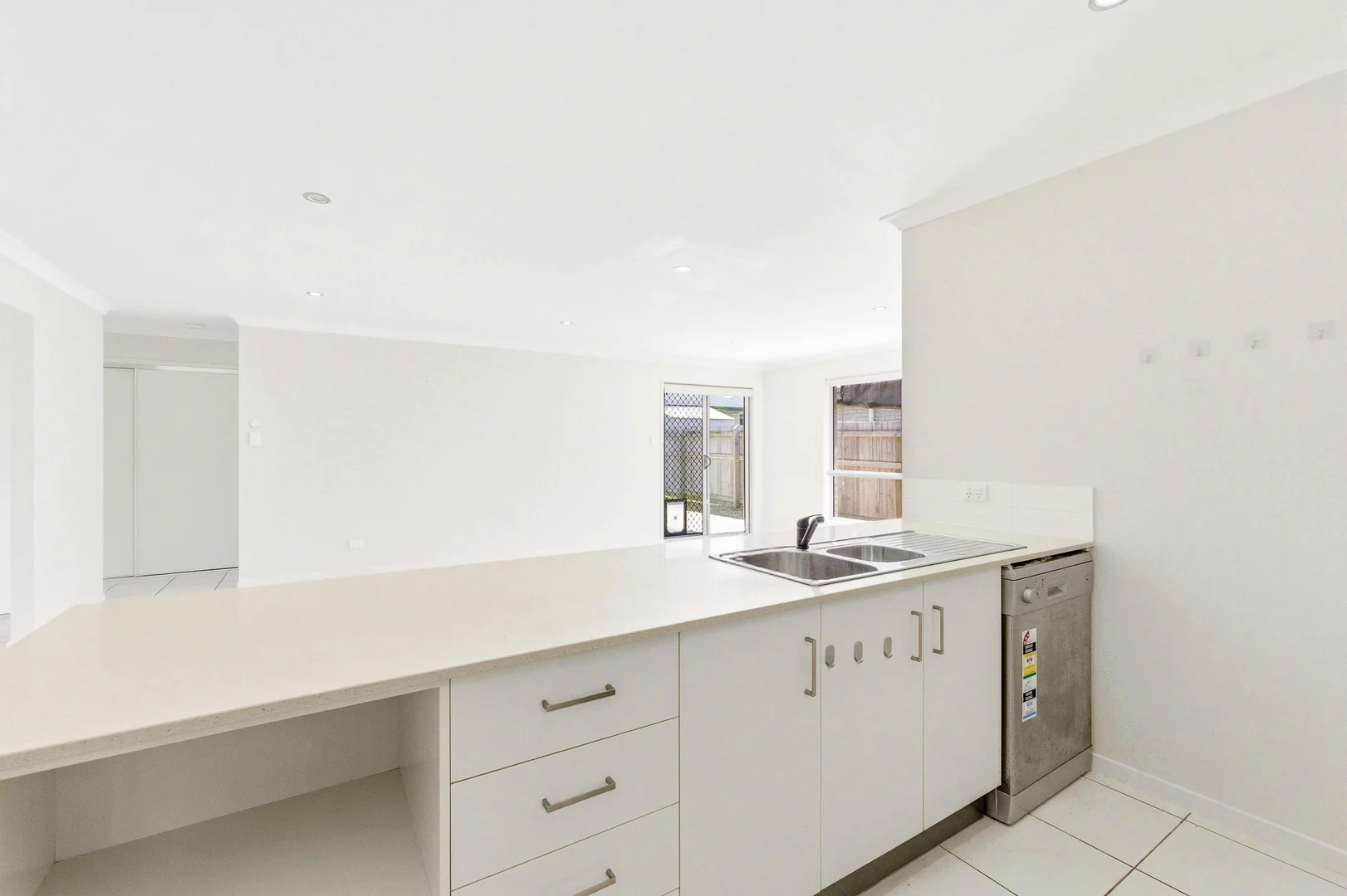 Additional image 14 of 65 Bradman Way, Urangan QLD 4655