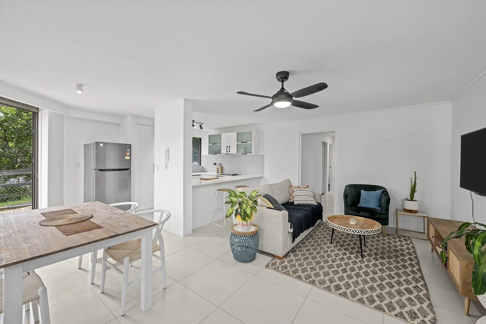 Additional image 2 of 2/186 Ferny Avenue, Surfers Paradise QLD 4217