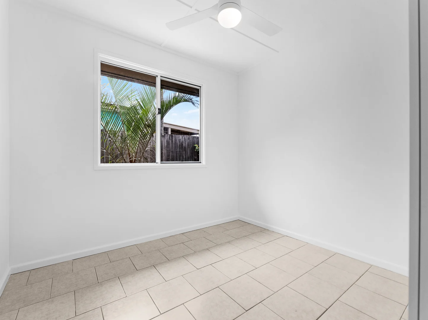 Additional image 8 of 4/550 Esplanade, Urangan QLD 4655