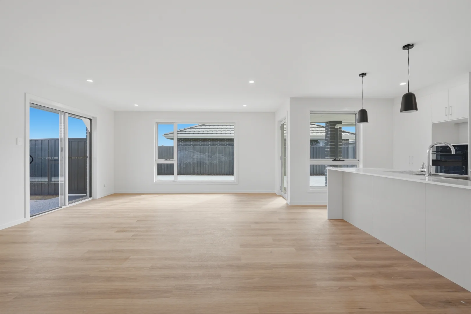 Additional image 3 of 1/10 Pimelea Close, George Town TAS 7253