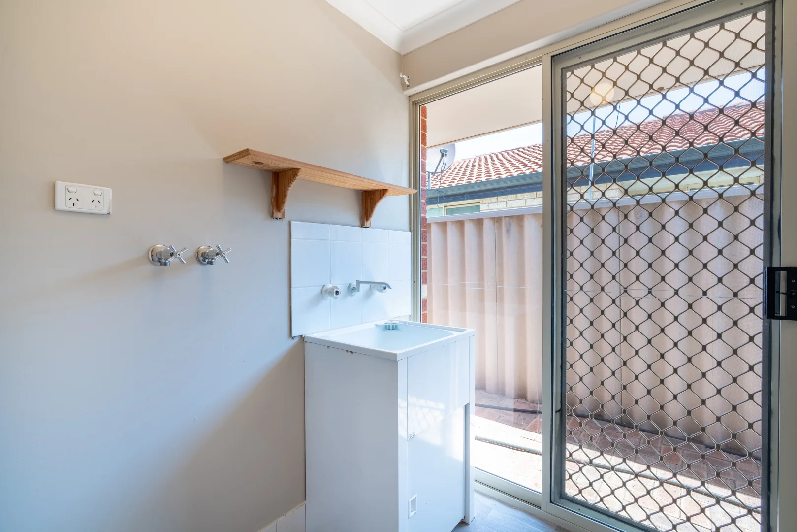 Additional image 13 of 38 Charnley Gardens, Waikiki WA 6169