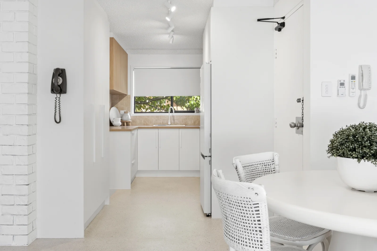 Additional image 6 of 1/157 Muir Street, Labrador QLD 4215