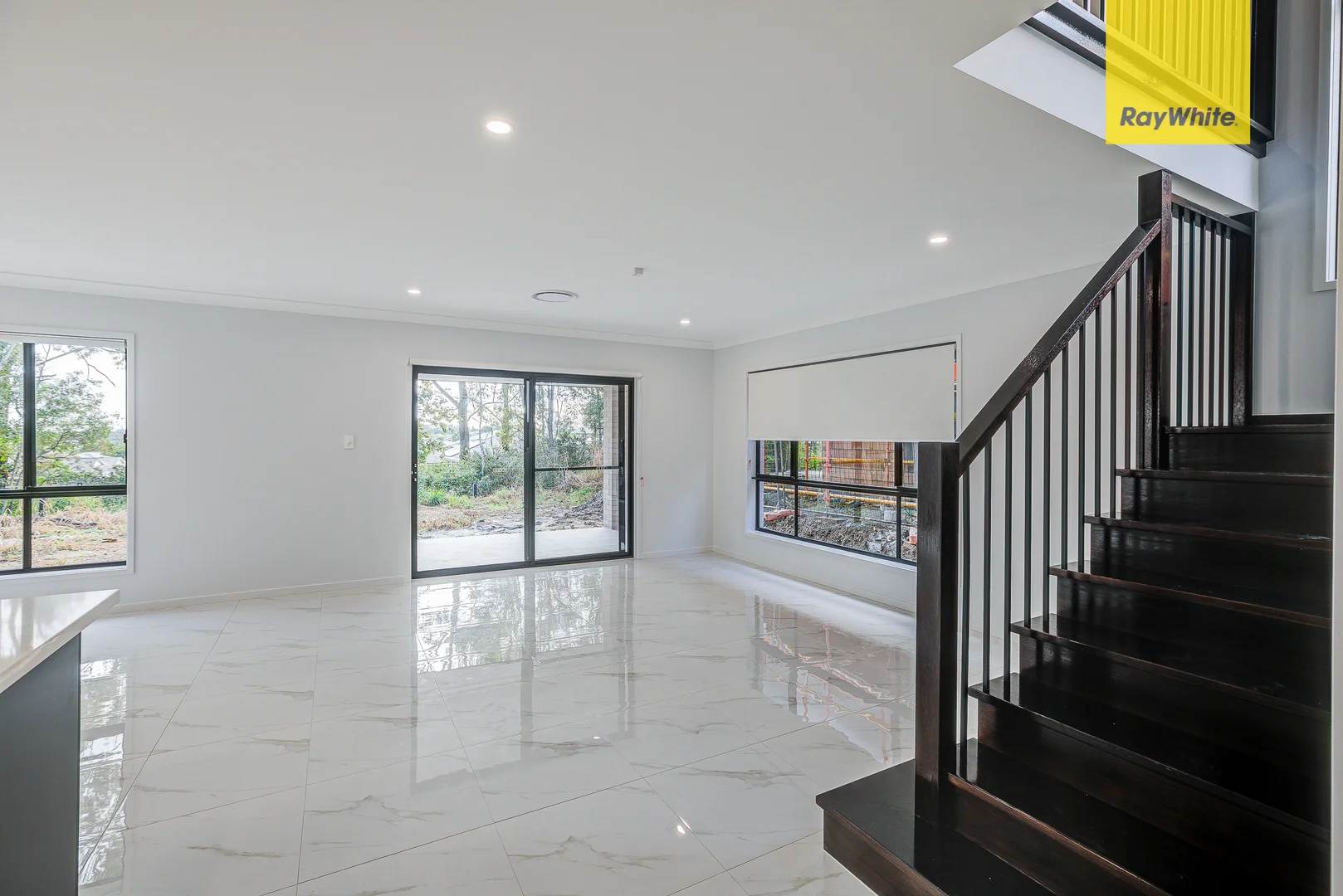 Additional image 4 of 14 Prahan Crescent, Parkinson QLD 4115