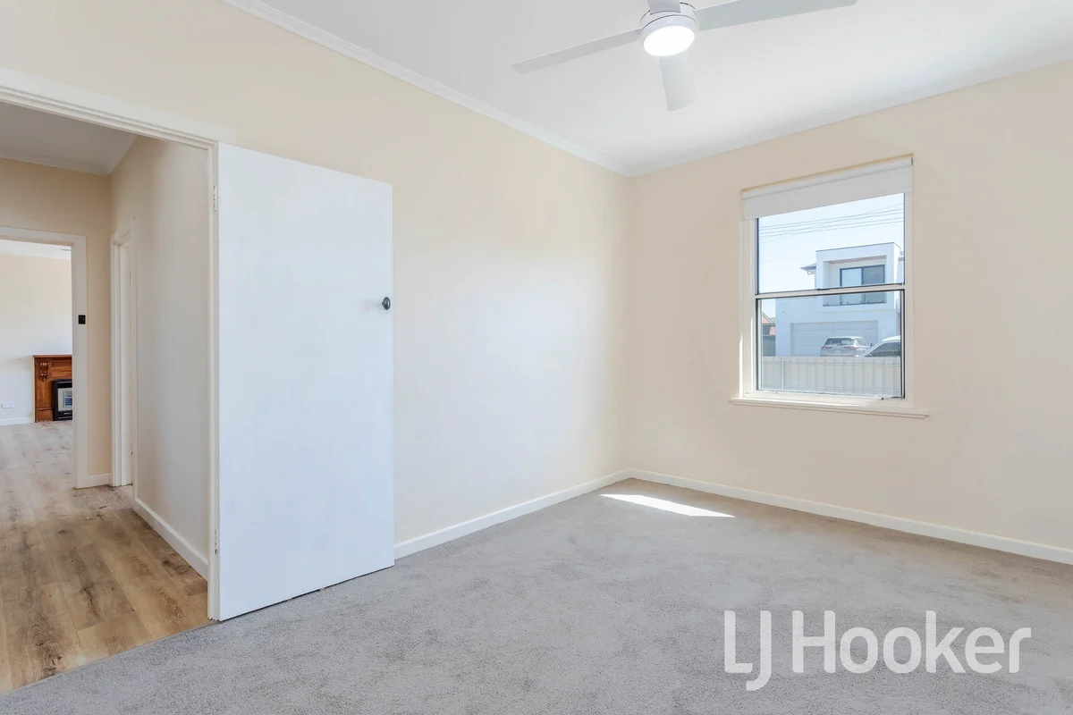 Additional image 8 of 11 Russ Avenue, Seaton SA 5023