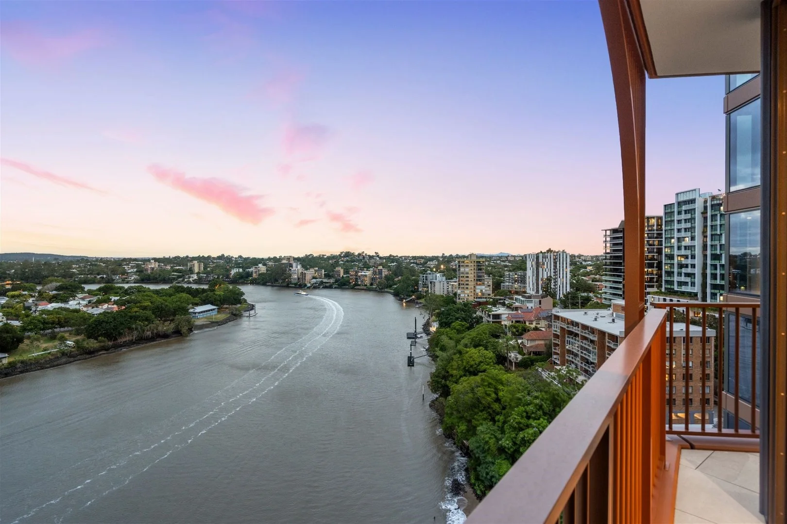 11304/600 Coronation Drive, Toowong QLD 4066
