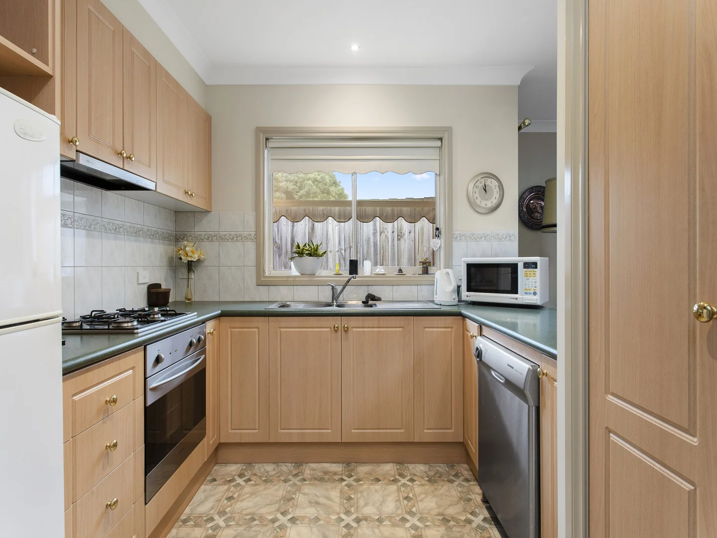 Additional image 2 of 2/11 Lloyd Street, Belmont VIC 3216