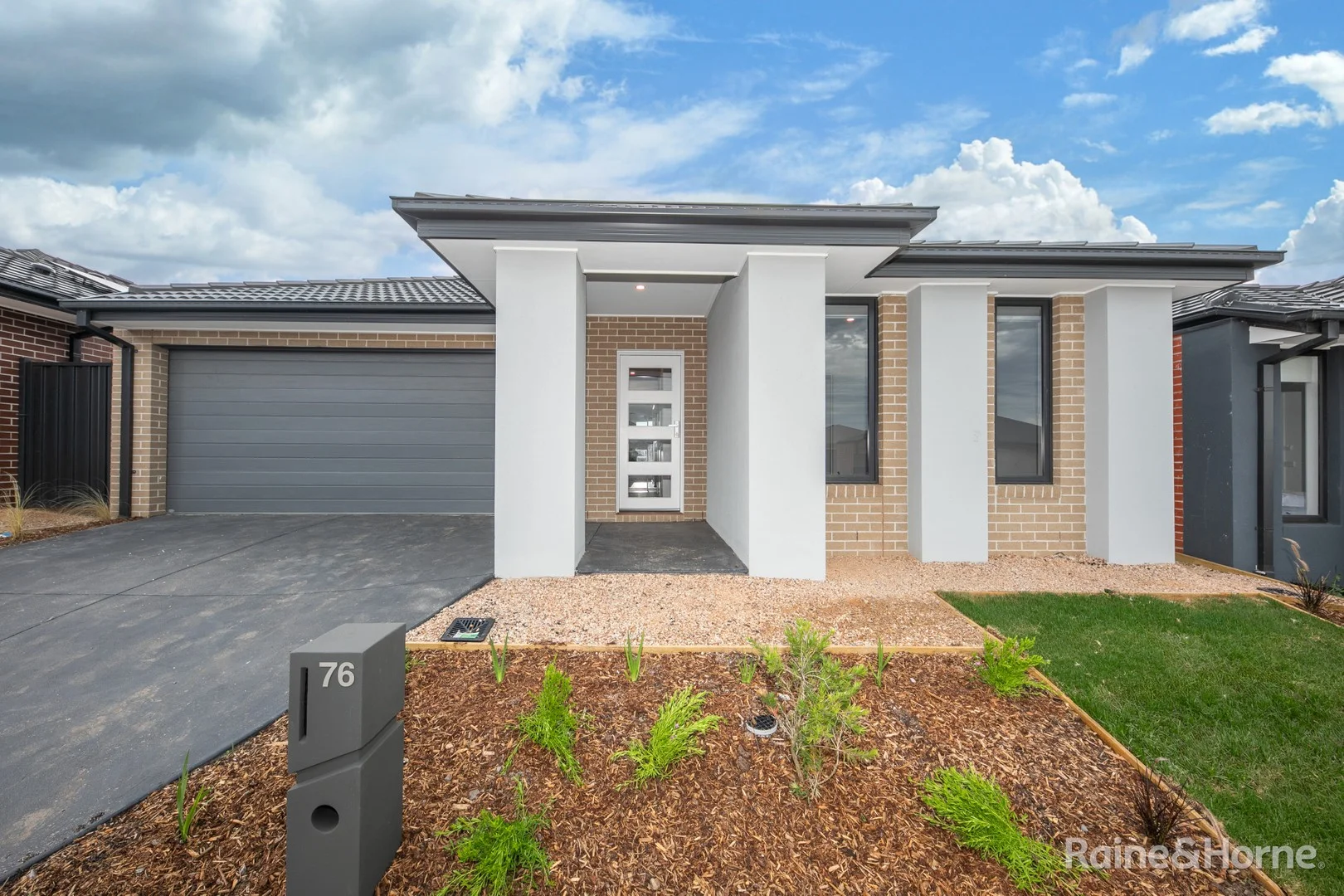 76 Bourn Circuit, Sunbury VIC 3429